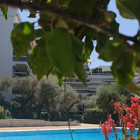 Apartman Studio/quartier Residentiel/piscine/plages A 5min A Pied Antibes